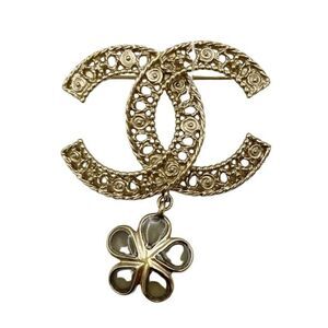 CHANEL Brooch
